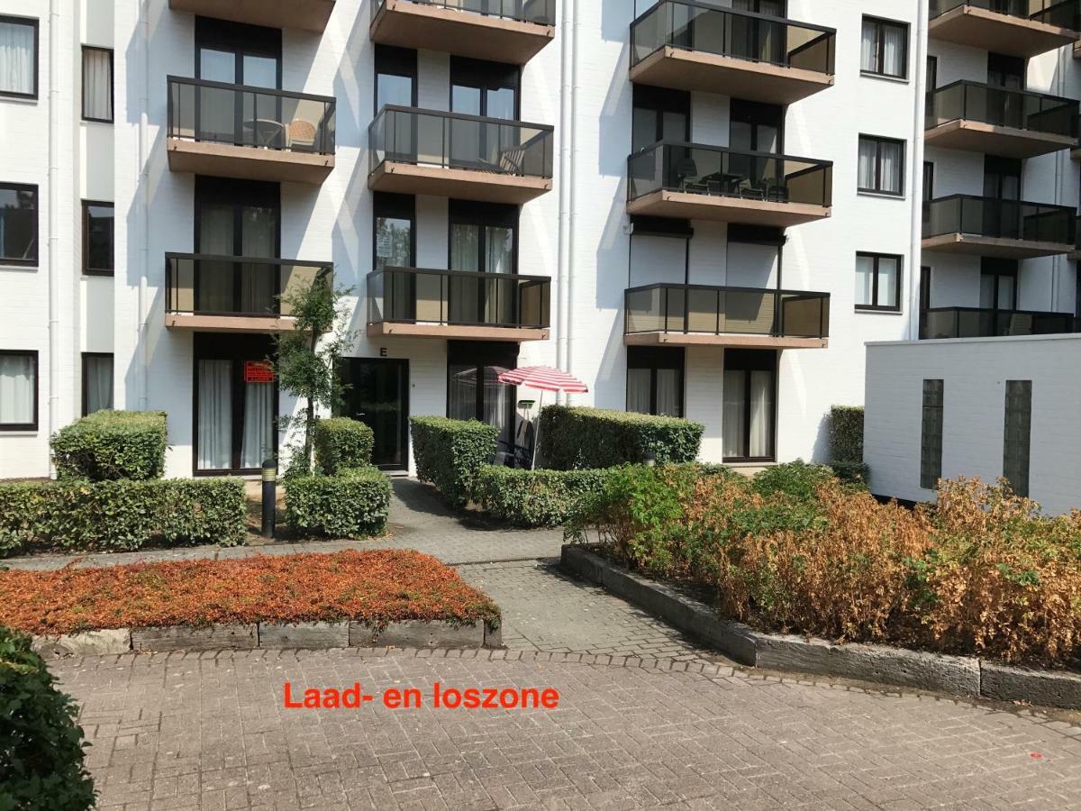 Recent Vernieuwd Appartement Met Zeezicht En Een Gratis Parkeerplaats Koksijde Ngoại thất bức ảnh